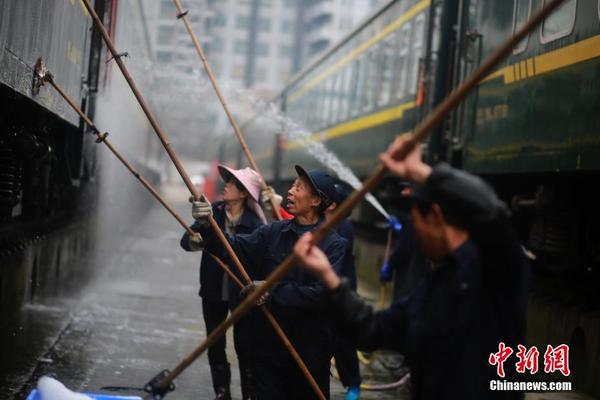 [流言板]軍團杯總決賽打響，熱血小隊連戰(zhàn)連捷還是古德貓寧獲勝？