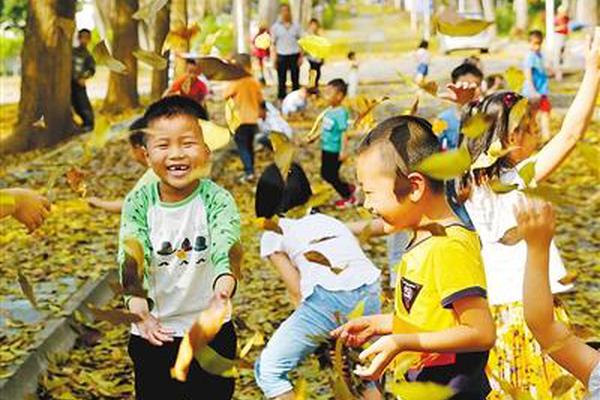 別打價(jià)格戰(zhàn)了！清華教授：中國車企出海內(nèi)卷式競(jìng)爭(zhēng)影響國際關(guān)系