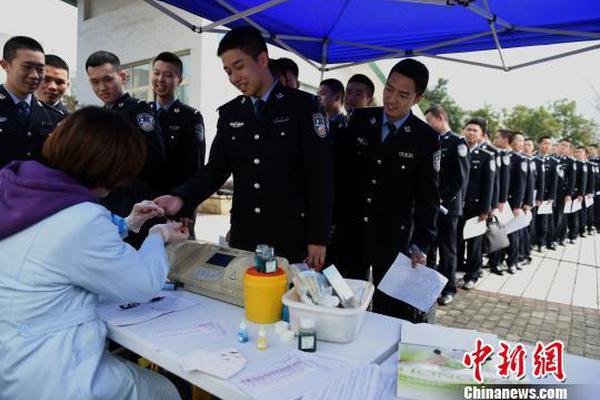 小羊很厲害！ 但有人非要拿他和龍比，那真是步子邁大了，扯蛋！