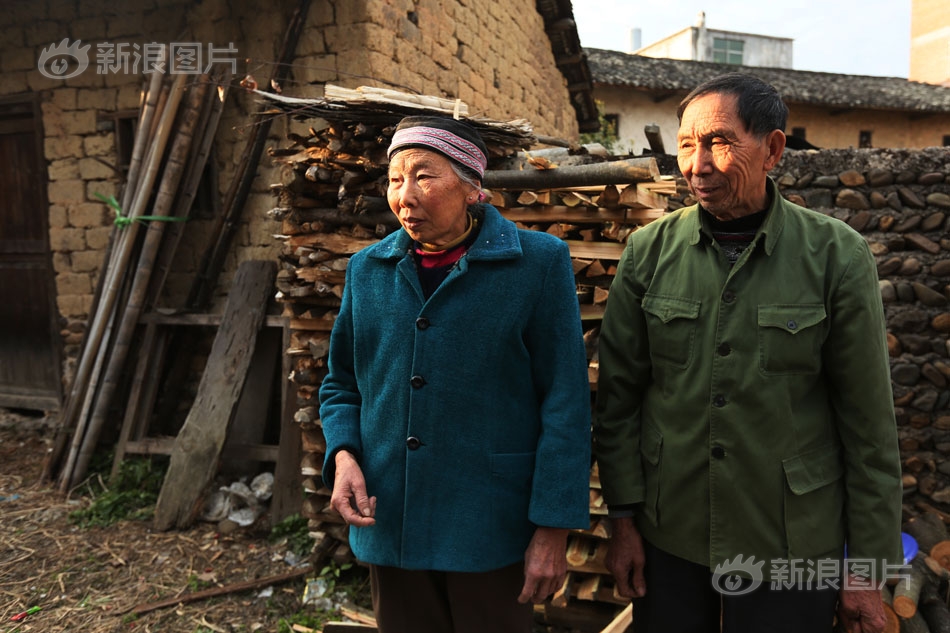 加速賦能汽車行業(yè) 易車三項(xiàng)人工智能服務(wù)通過備案